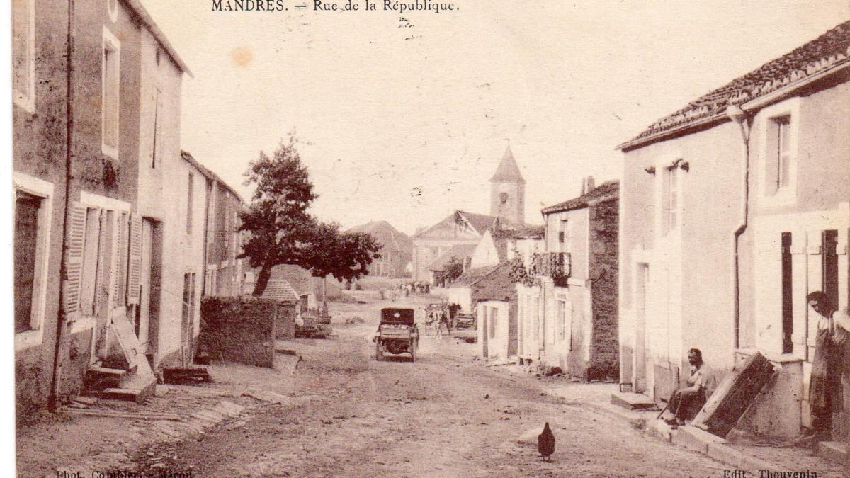 Rue de touraine avant